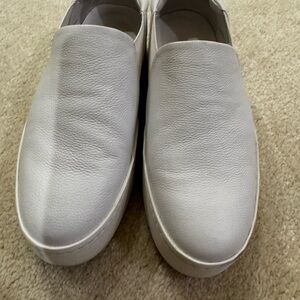 Vince White Sneakers Slip-On Comfort
